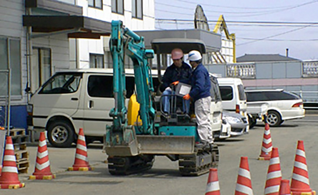 写真：小型車両運転特別教育風景1
